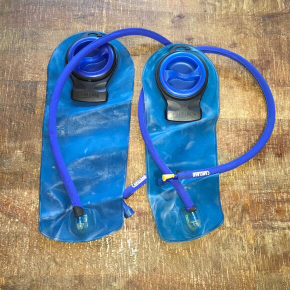 Camelbak Alpine Explorer Backpack 30L Black Survival Bag Hiking w/ 2 Bladders - Picture 16 of 16